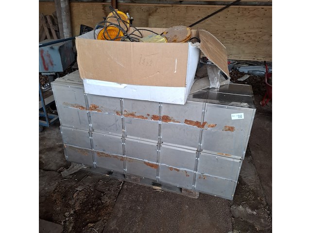 Partij diversen - afbeelding 1 van  14