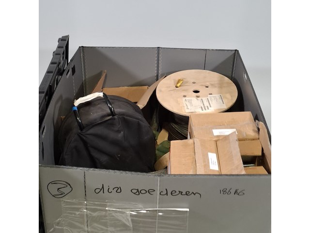 Partij diversen - afbeelding 2 van  8