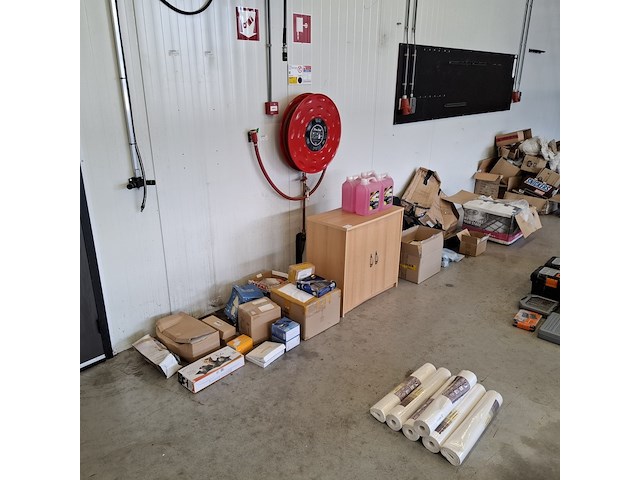 Partij diversen - afbeelding 1 van  32