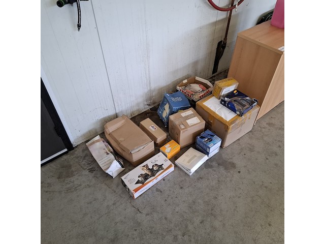 Partij diversen - afbeelding 12 van  32