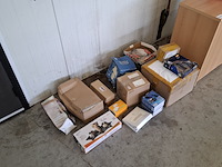 Partij diversen - afbeelding 12 van  32