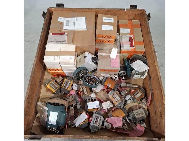 Partij diversen - afbeelding 2 van  7