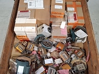 Partij diversen - afbeelding 2 van  7