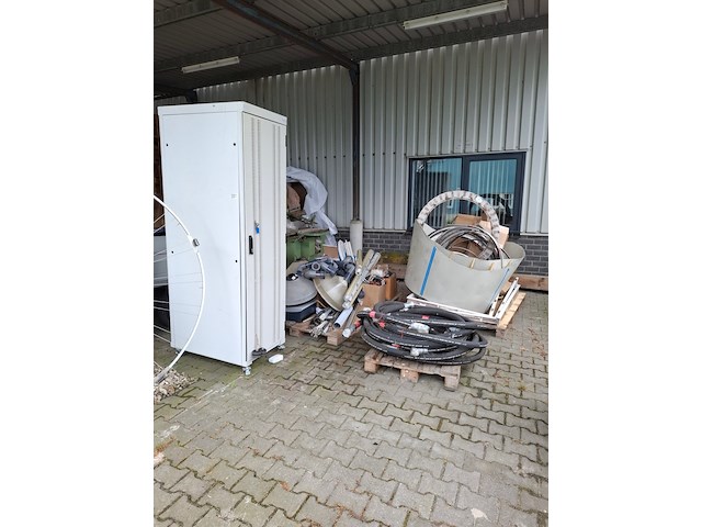 Partij diversen - afbeelding 1 van  20