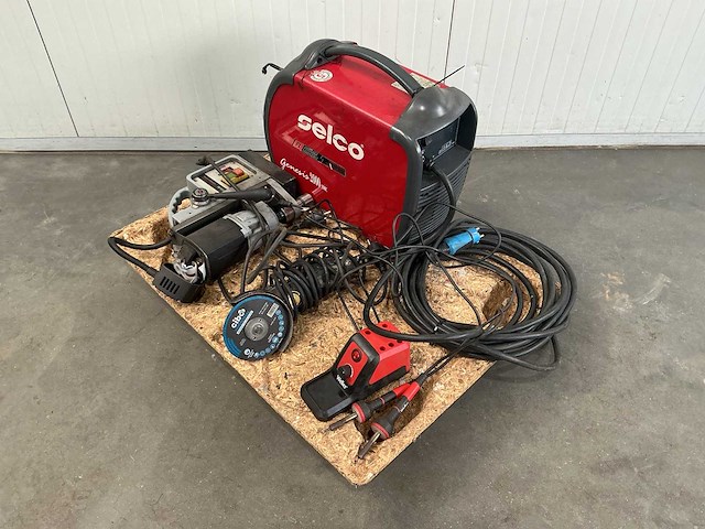 Partij diversen - afbeelding 1 van  10