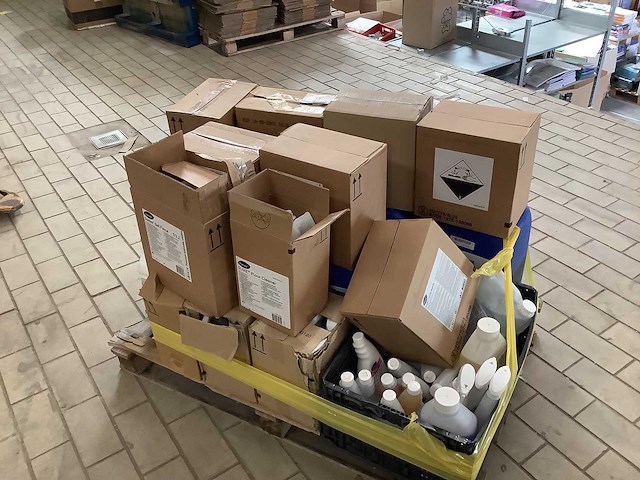 Partij diversey artikelen - afbeelding 3 van  3