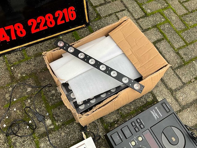 Partij dj materiaal - afbeelding 8 van  25