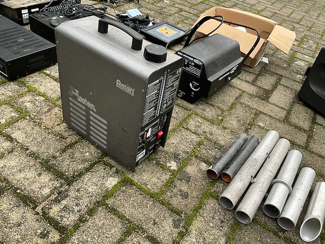 Partij dj materiaal - afbeelding 23 van  25