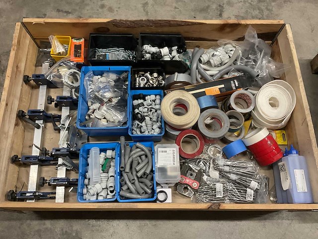 Partij doe-het-zelf & verbouw - afbeelding 1 van  5