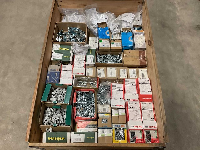 Partij doe-het-zelf & verbouw - afbeelding 1 van  9