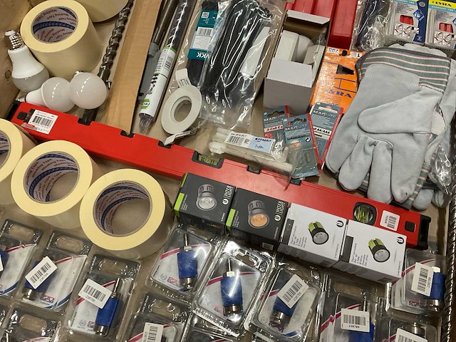 Partij doe-het-zelf & verbouw - afbeelding 12 van  12