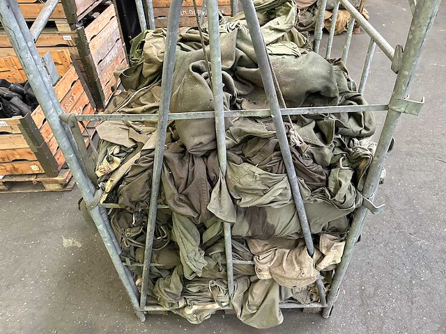 Partij doeken en lakens - afbeelding 3 van  4