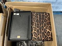 Partij dolce & gabbana tablet hoezen (38x) - afbeelding 1 van  8