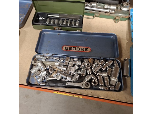 Partij doppe sets en losse doppen, o.a. gedore - afbeelding 14 van  14