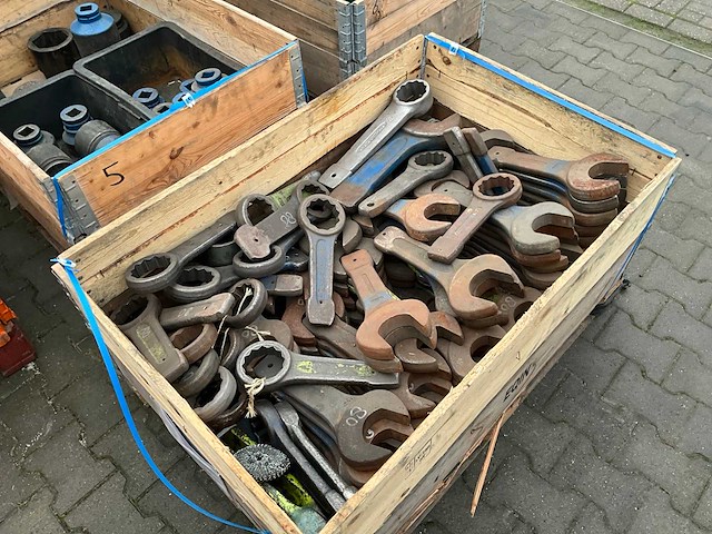 Partij doppen & ring / steek sleutels div. steek - afbeelding 17 van  18