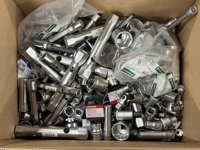 Partij doppensleutels, pijpsleutels & verlengstukken - afbeelding 2 van  6