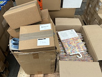 Partij douchartikelen w.o. douchegordijn, o.a. witreco - afbeelding 1 van  5