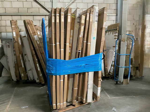 Partij douche & badwanden (17x) - afbeelding 1 van  3