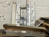Partij douchesets en badkameraccessoires, w.o. hansgrohe, ideal, scheffer - afbeelding 1 van  9
