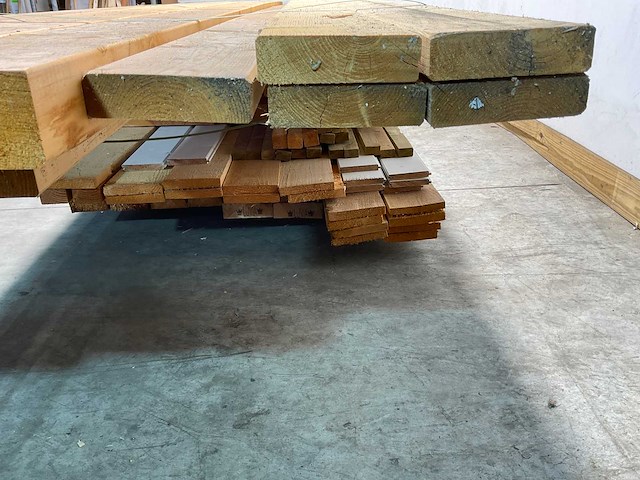 Partij douglas -en vurenhout diverse maten - afbeelding 9 van  12