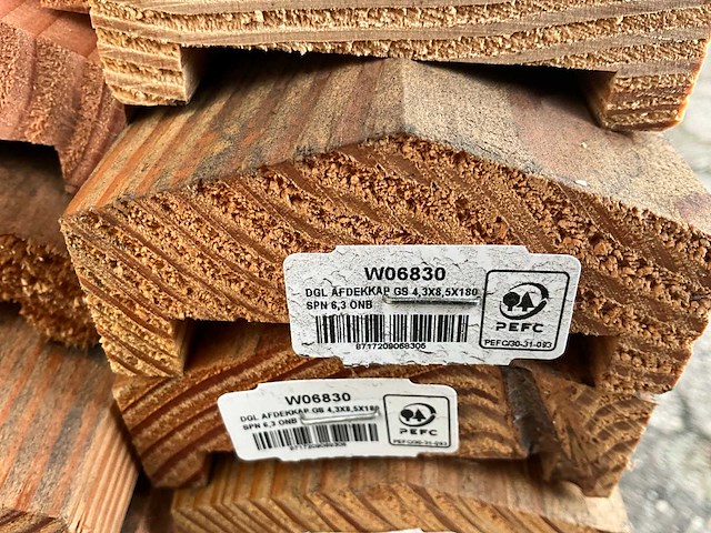 Partij douglas afdekhout 180 cm - afbeelding 5 van  6