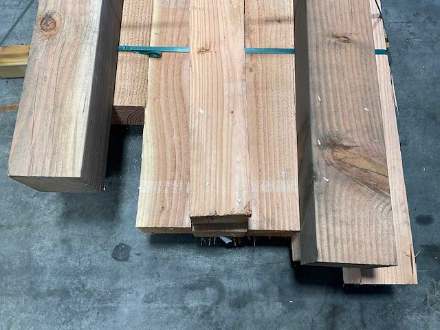 Partij douglas balken - 240-300 cm - afbeelding 6 van  10