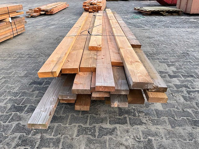Partij douglas balken 4.5x16 cm (50x) - afbeelding 3 van  4
