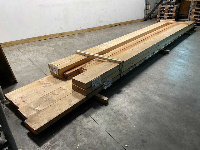 Partij douglas en vurenhout 500-750 cm - afbeelding 1 van  4