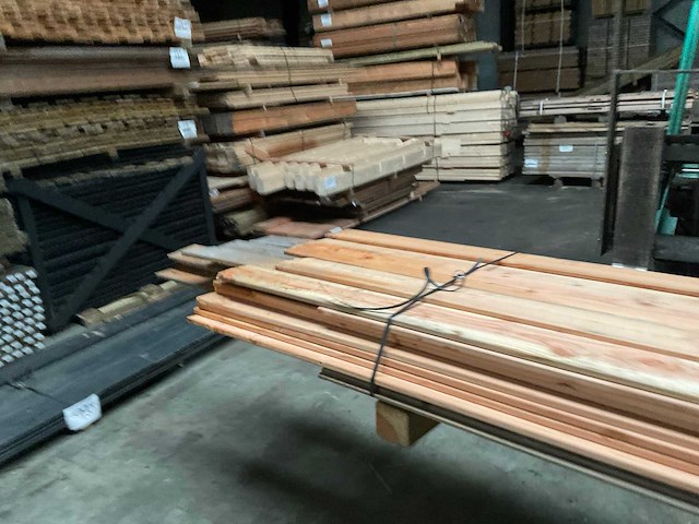 Partij douglas geschaafde tuinplanken - afbeelding 4 van  11