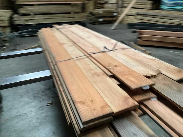 Partij douglas geschaafde tuinplanken - afbeelding 9 van  11