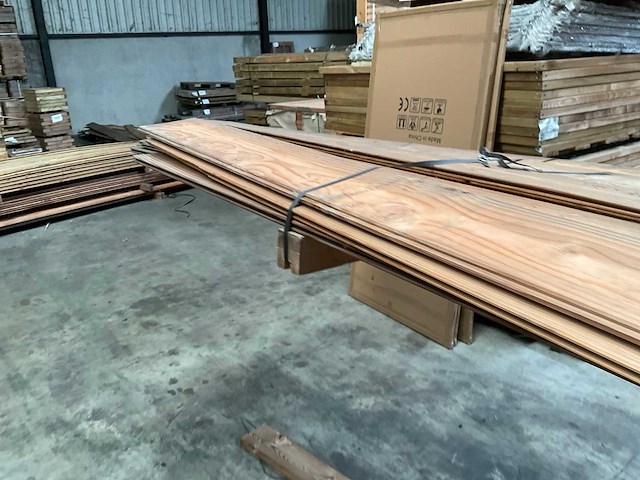 Partij douglas planken - 300-500x18x1,8 cm - afbeelding 8 van  12