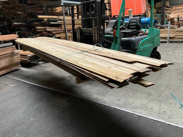 Partij douglas rabatplanken - afbeelding 1 van  8