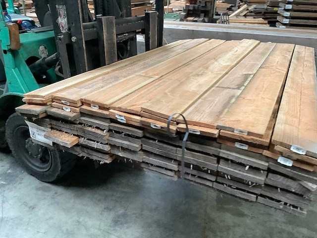 Partij douglas rhombusprofiel planken 180 cm - afbeelding 6 van  9