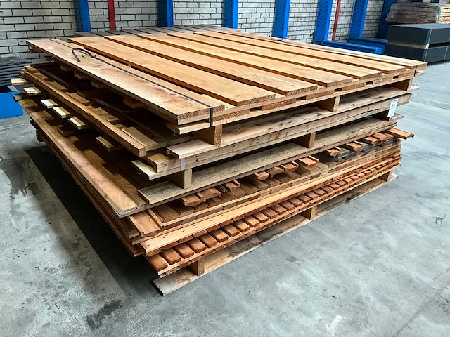 Partij douglas schutting delen - afbeelding 2 van  4