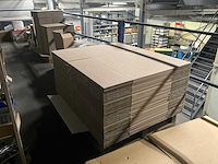 Partij dozen - afbeelding 1 van  6