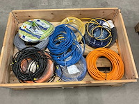 Partij draad en kabels - afbeelding 1 van  4