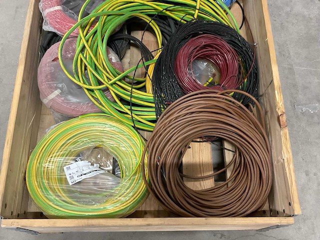 Partij draad en kabels - afbeelding 4 van  4