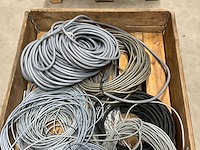 Partij draad en kabels - afbeelding 2 van  4