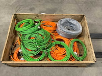 Partij draad en kabels - afbeelding 1 van  4