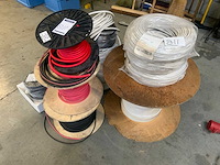 Partij draad en snoeren - afbeelding 1 van  6