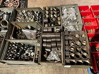 Partij draadkoppelingen voor stalen buizen - afbeelding 1 van  6