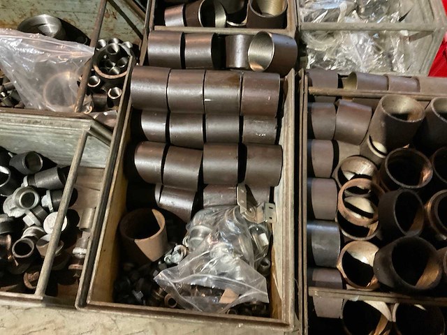 Partij draadkoppelingen voor stalen buizen - afbeelding 3 van  6