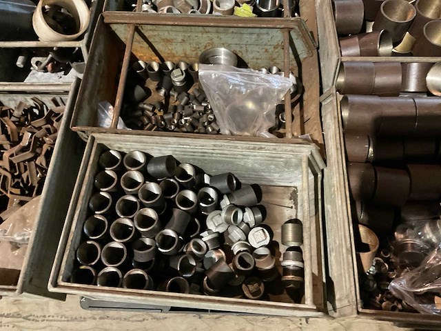 Partij draadkoppelingen voor stalen buizen - afbeelding 4 van  6