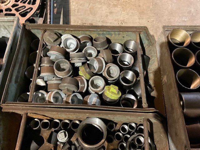 Partij draadkoppelingen voor stalen buizen - afbeelding 5 van  6