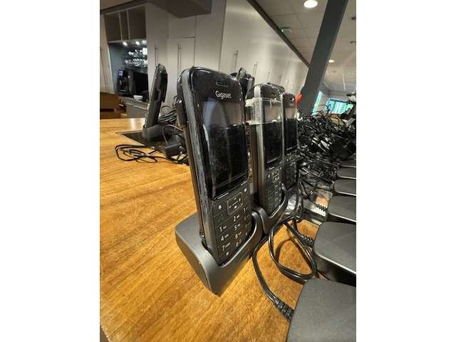 Partij draadloze telefoons en toebehoren siemens, gigaset - afbeelding 3 van  10