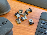 Partij draadloze toetsenborden, muizen en hdmi kabels logitech en hp - afbeelding 3 van  7