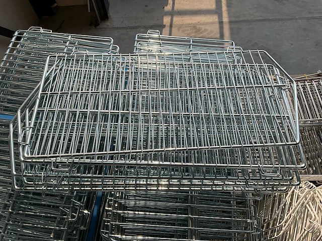 Partij draadmand tussenschotten - afbeelding 1 van  9