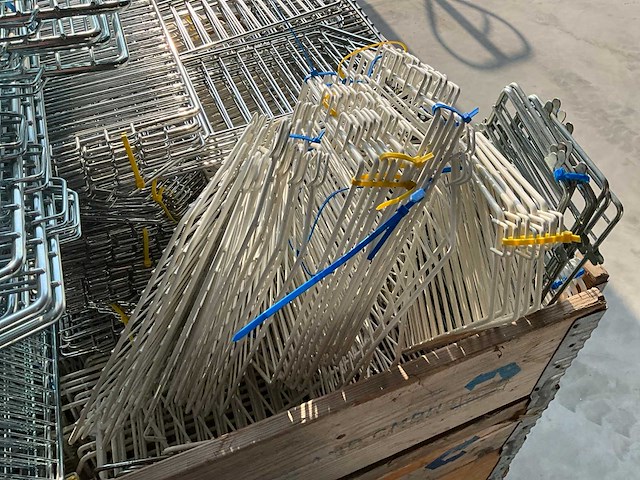 Partij draadmand tussenschotten - afbeelding 5 van  9