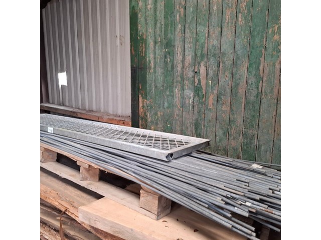 Partij draadstang m10, lengte ca. 300cm - afbeelding 1 van  3