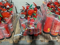 Partij draagbare brandblussers, (schuim- en/of poederblussers) - afbeelding 4 van  5